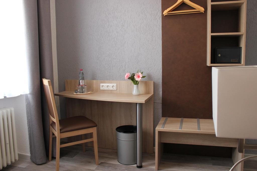 Hotel Restaurant Kromberg Remscheid Cameră foto