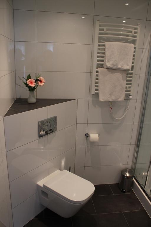 Hotel Restaurant Kromberg Remscheid Cameră foto