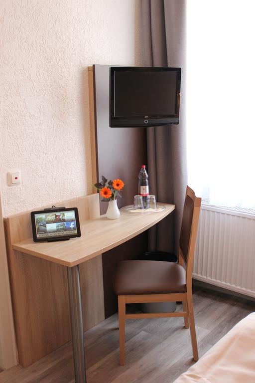 Hotel Restaurant Kromberg Remscheid Cameră foto