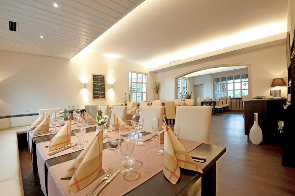 Hotel Restaurant Kromberg Remscheid Exterior foto